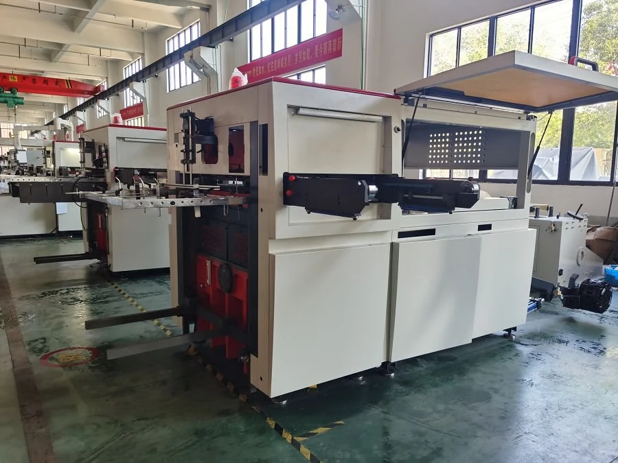 Máy cắt khuôn gỗ cốc giấy